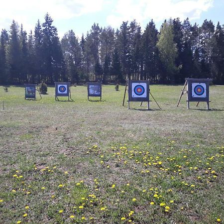 Maenniste Holiday Home Hiievalja Luaran gambar