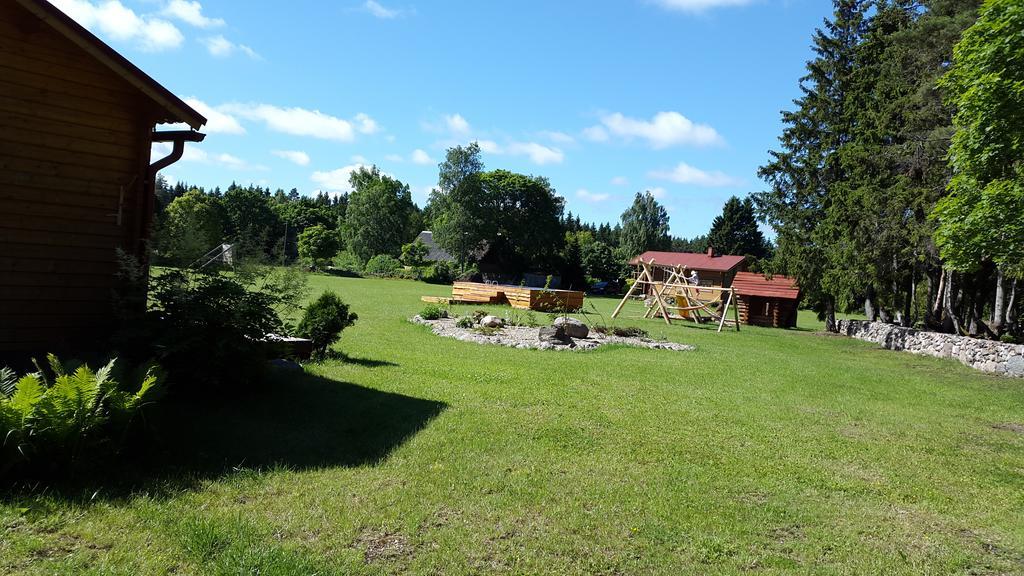 Maenniste Holiday Home Hiievalja Luaran gambar