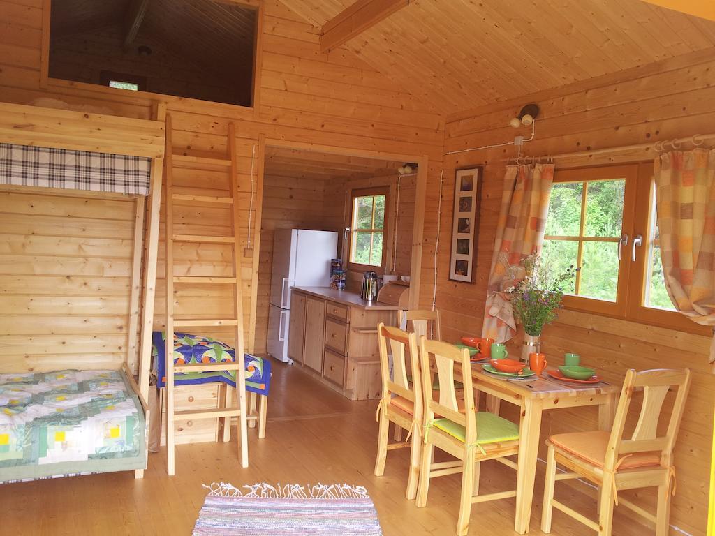 Maenniste Holiday Home Hiievalja Bilik gambar
